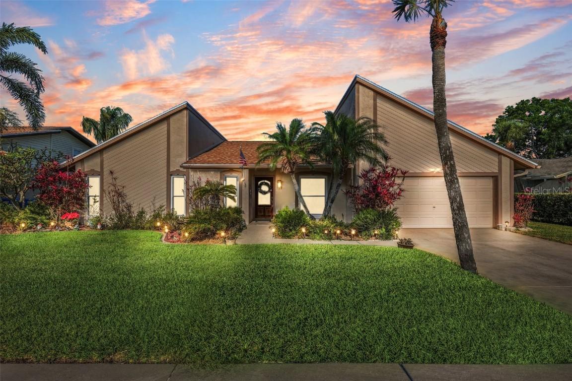 6104 Schooner Way, Tampa, FL 33615