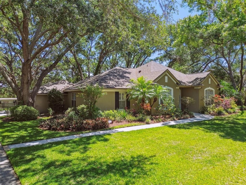 1816 Curry Rd., Lutz, FL 33549