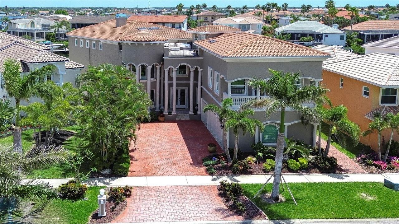 6201 Marbella Blvd., Apollo Beach, FL 33572