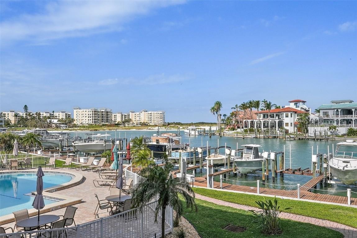 936 Pinellas Bayway #T-5, Tierra Verde, FL 33715