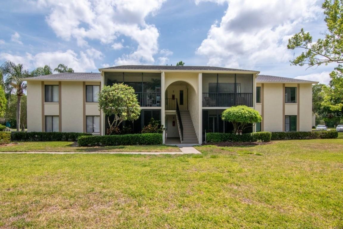 1400 Pine Glen Ln. #B2, Tarpon Springs, FL 34688