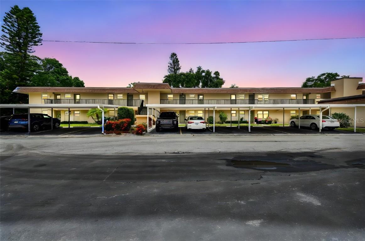 9945 47th Ave. #208, St Petersburg, FL 33708