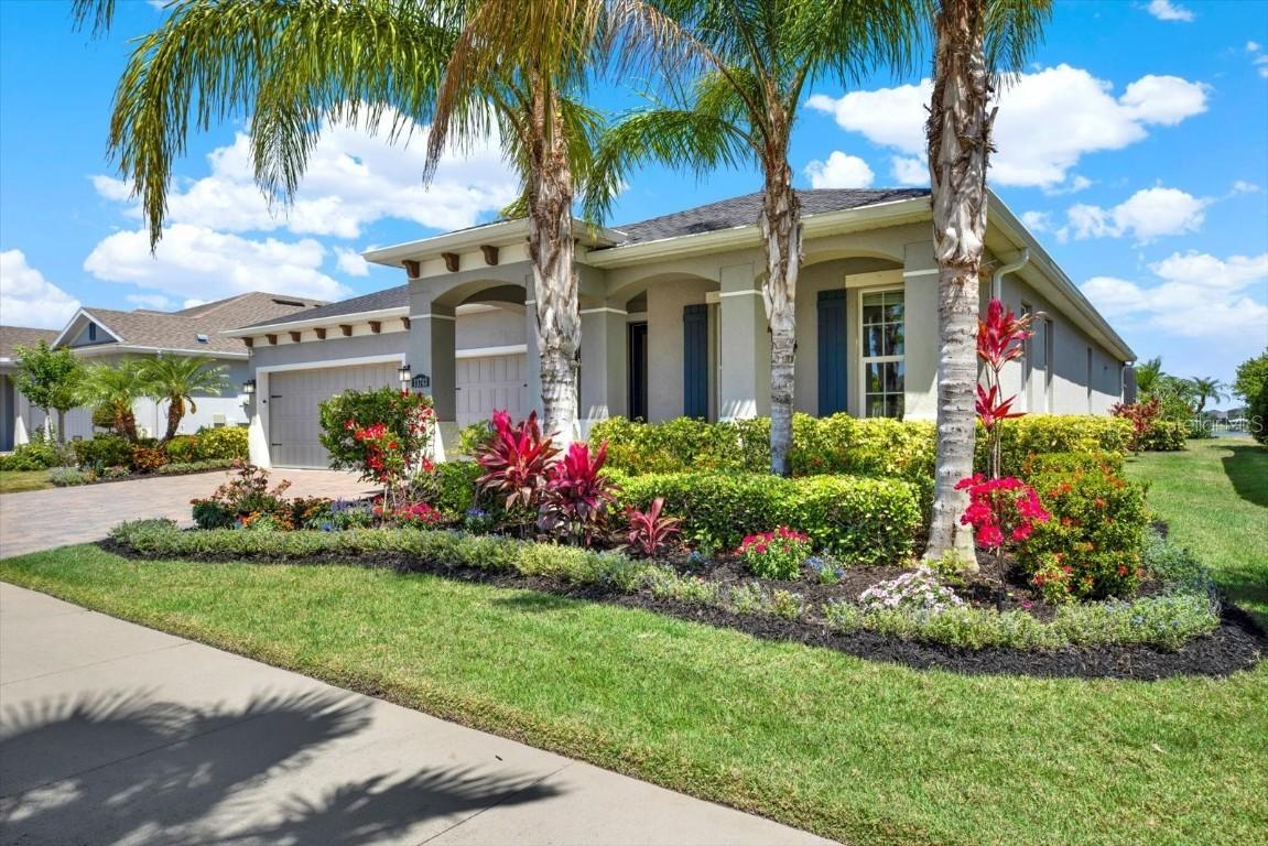 11743 Lake Lucaya Dr., Riverview, FL 33579