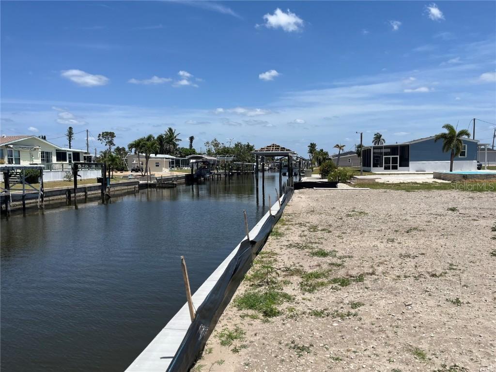 4976 Sandpiper Dr., St James City, FL 33956