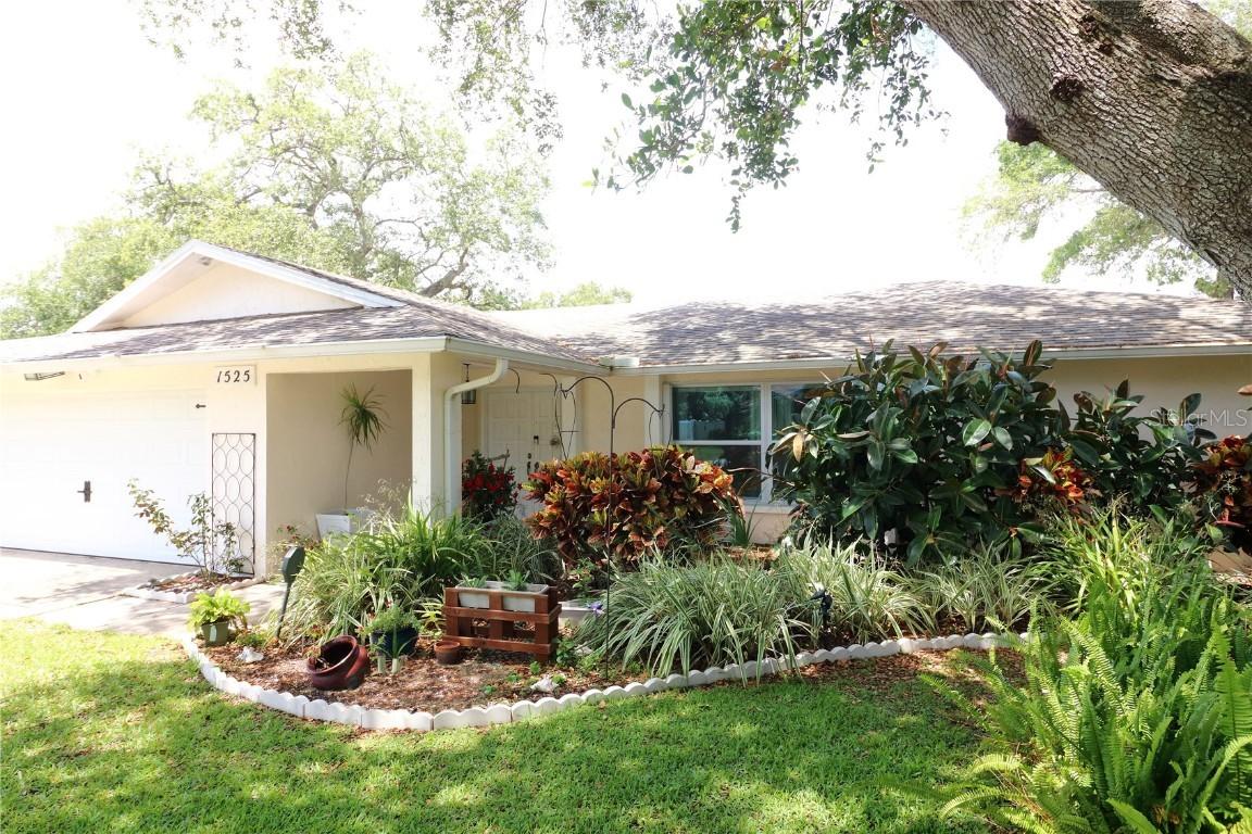 1525 Albemarle Ct., Dunedin, FL 34698
