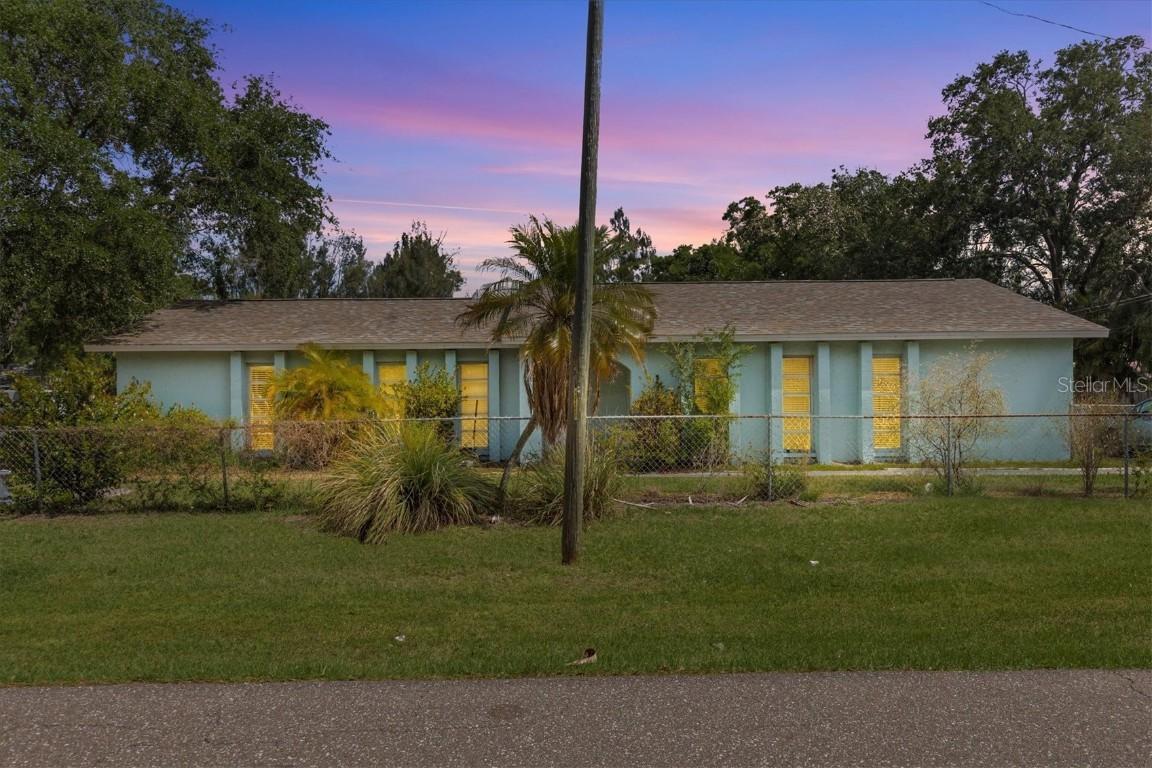 5651 Crestmont St., Clearwater, FL 33760