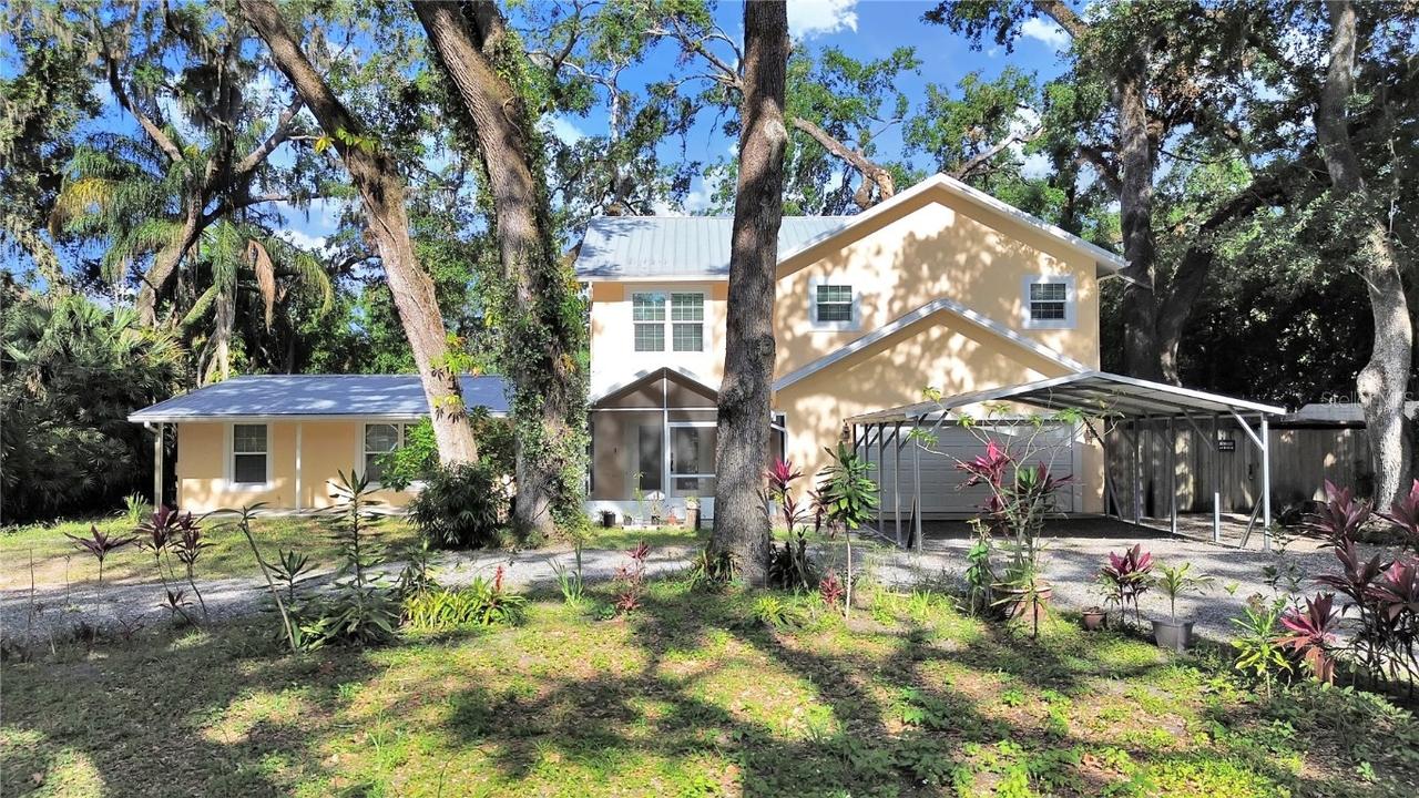 315 Wooten Rd., Lutz, FL 33548