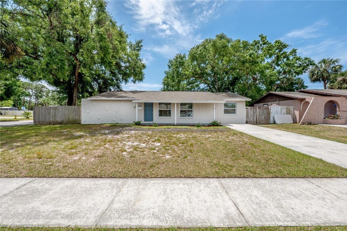8402 Woodlake Dr., Tampa, FL 33615