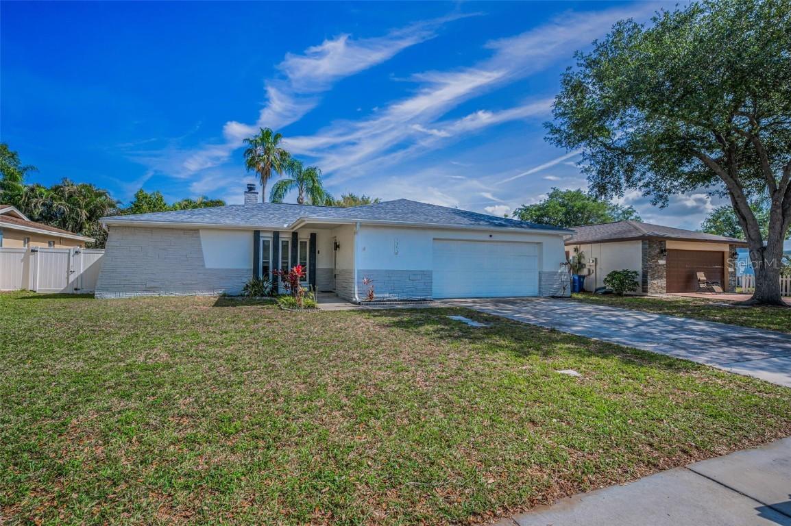 1710 Hibiscus Cir., Oldsmar, FL 34677
