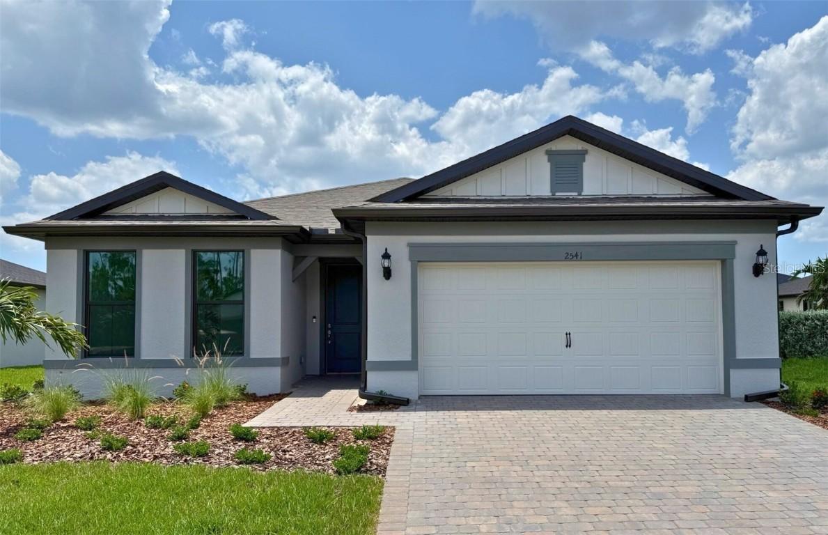 2541 Charter Oak Dr., North Port, FL 34289