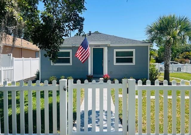 6401 30th Way, St Petersburg, FL 33702