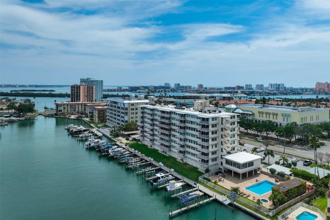 223 Island Way #5D, Clearwater Beach, FL 33767