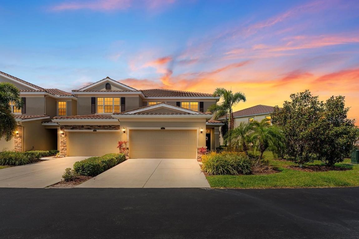 582 53rd Ave., St Petersburg, FL 33703