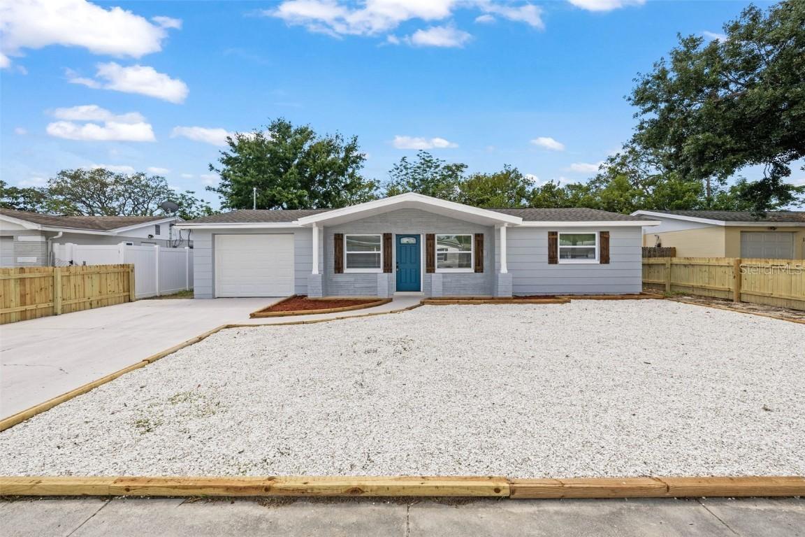1427 Gerard Ln., Holiday, FL 34690