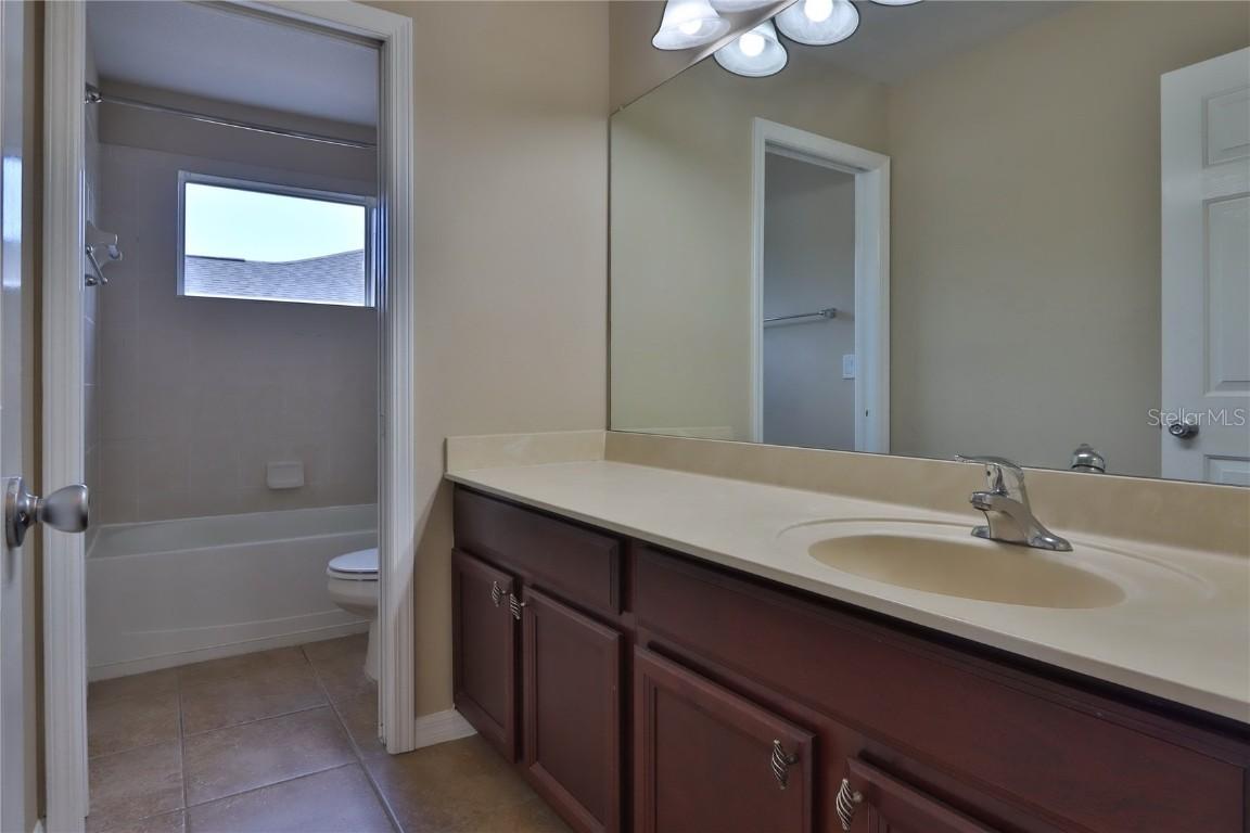 2463 Carnation Ct., North Port, FL 34289