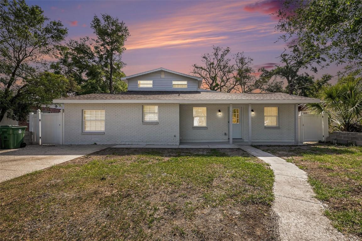 4915 N 37th St., Tampa, FL 33610
