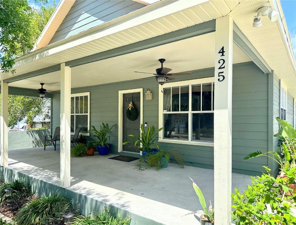 425 E Orange St., Tarpon Springs, FL 34689