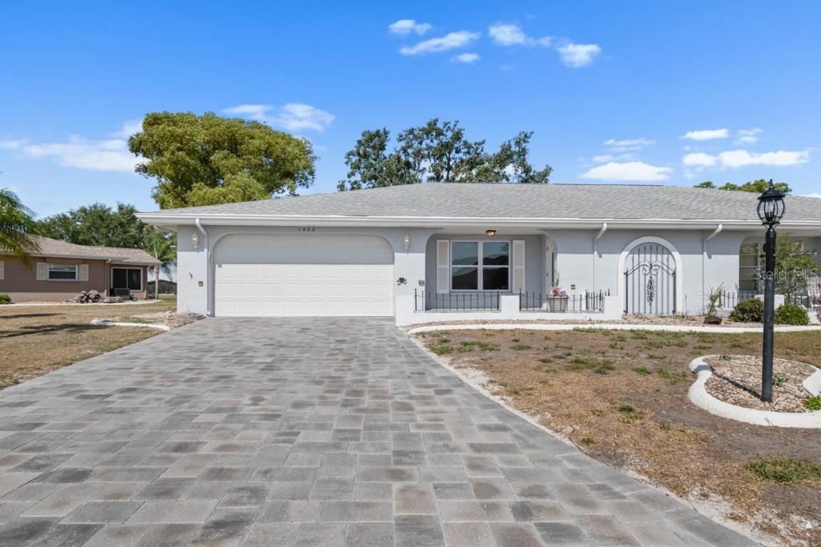 1002 Strawpocket Pl., Sun City Center, FL 33573