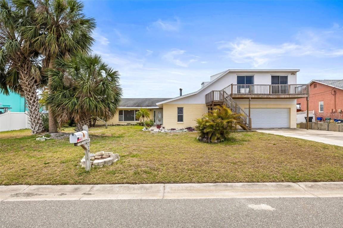 728 Spanish Main Dr., Apollo Beach, FL 33572
