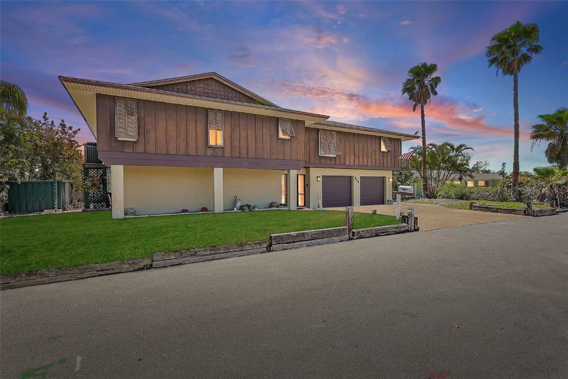 588 Bayview Dr., Longboat Key, FL 34228
