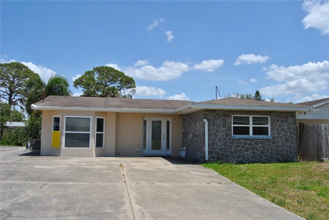 119 18th St., Ruskin, FL 33570