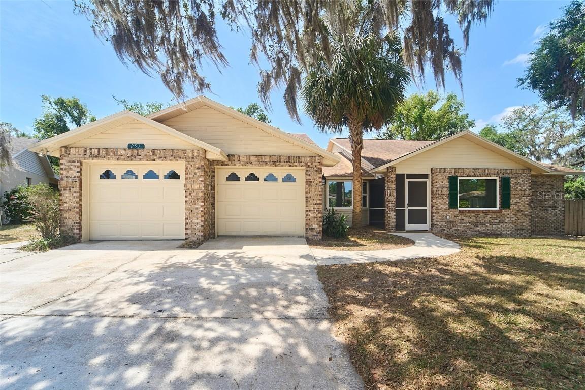 857 Timber Pond Dr., Brandon, FL 33510