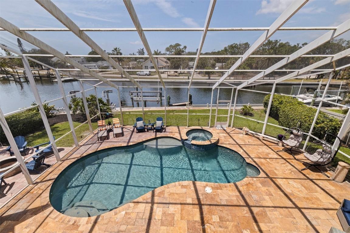 3931 Pompano Dr., St Petersburg, FL 33705