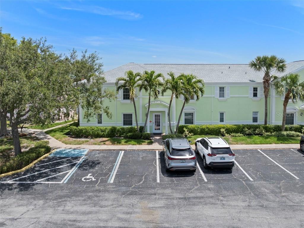 4858 Coquina Key Dr. #C, St Petersburg, FL 33705