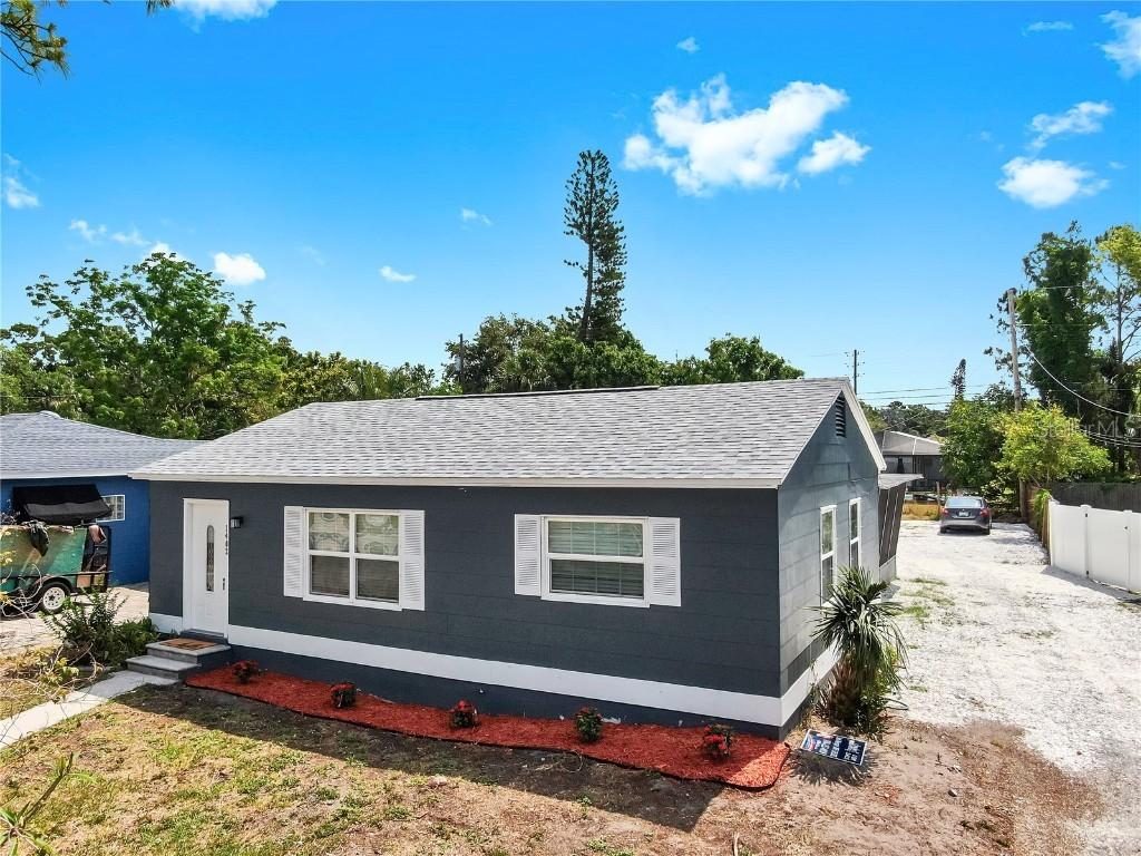 1402 Freemont St., Gulfport, FL 33707