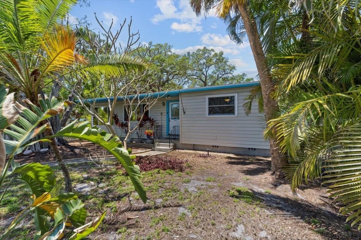 3025 50th St., Gulfport, FL 33707