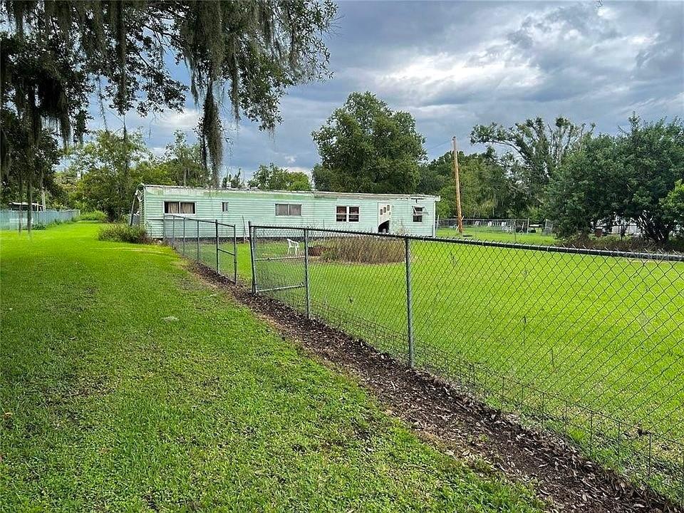 1919 Dawn Heights Dr., Lakeland, FL 33801