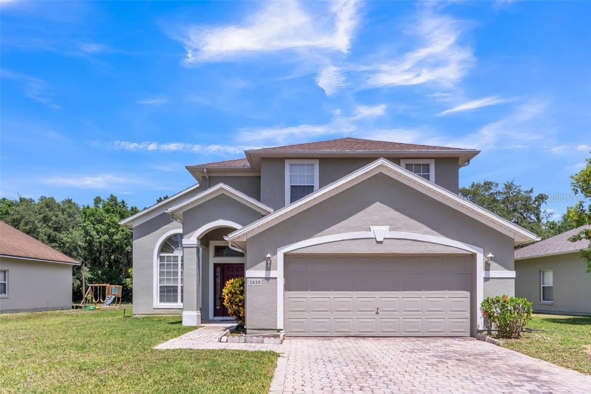 2433 Huron Cir., Kissimmee, FL 34746