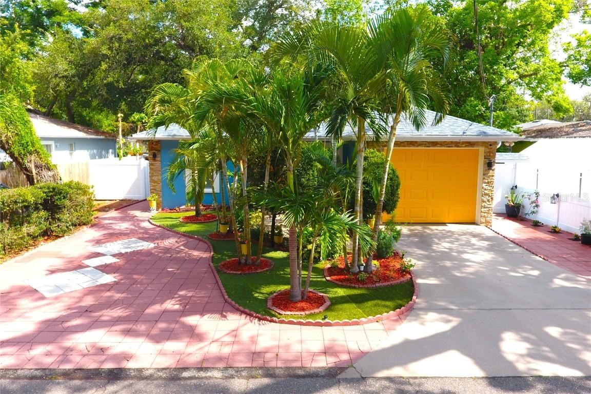 3306 E Chelsea St., Tampa, FL 33610