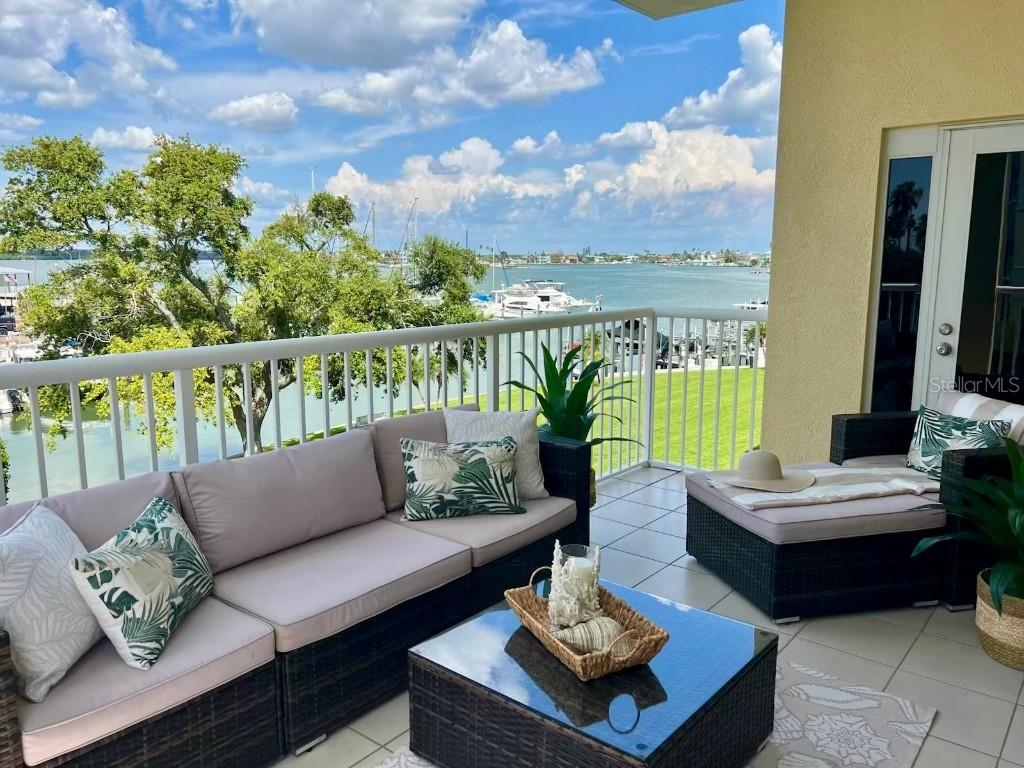 425 150th Ave. #2301, Madeira Beach, FL 33708