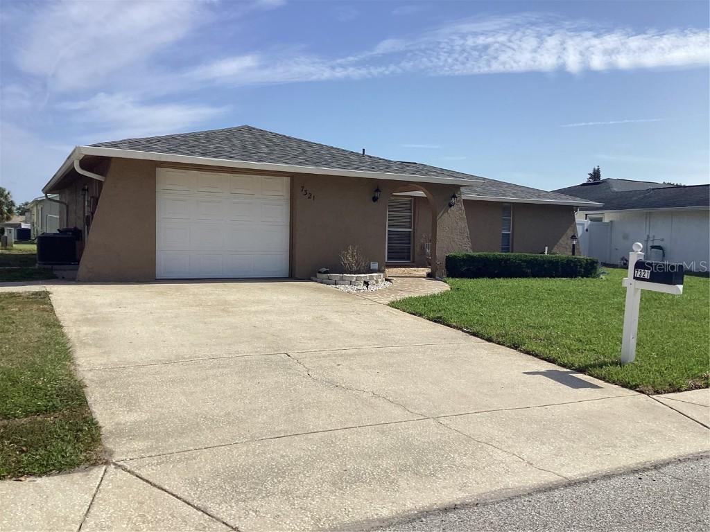 7321 Isle Dr., Port Richey, FL 34668