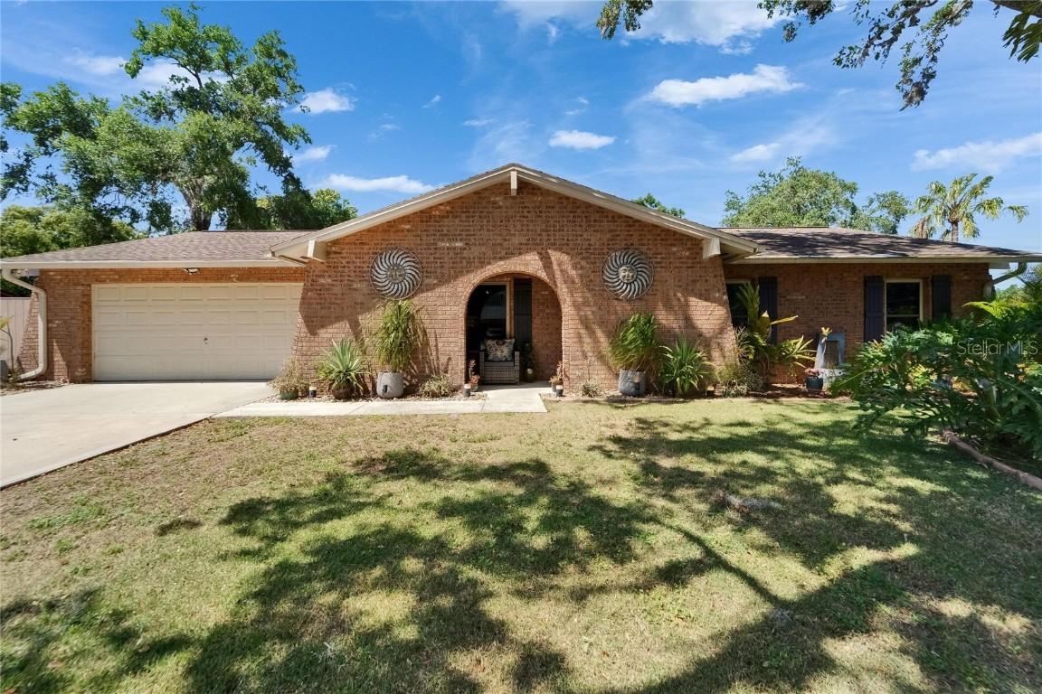 402 Merlin Ct., Brandon, FL 33510