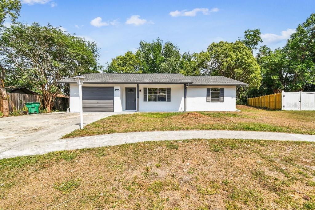 5628 Mccoy Ct., Zephyrhills, FL 33542