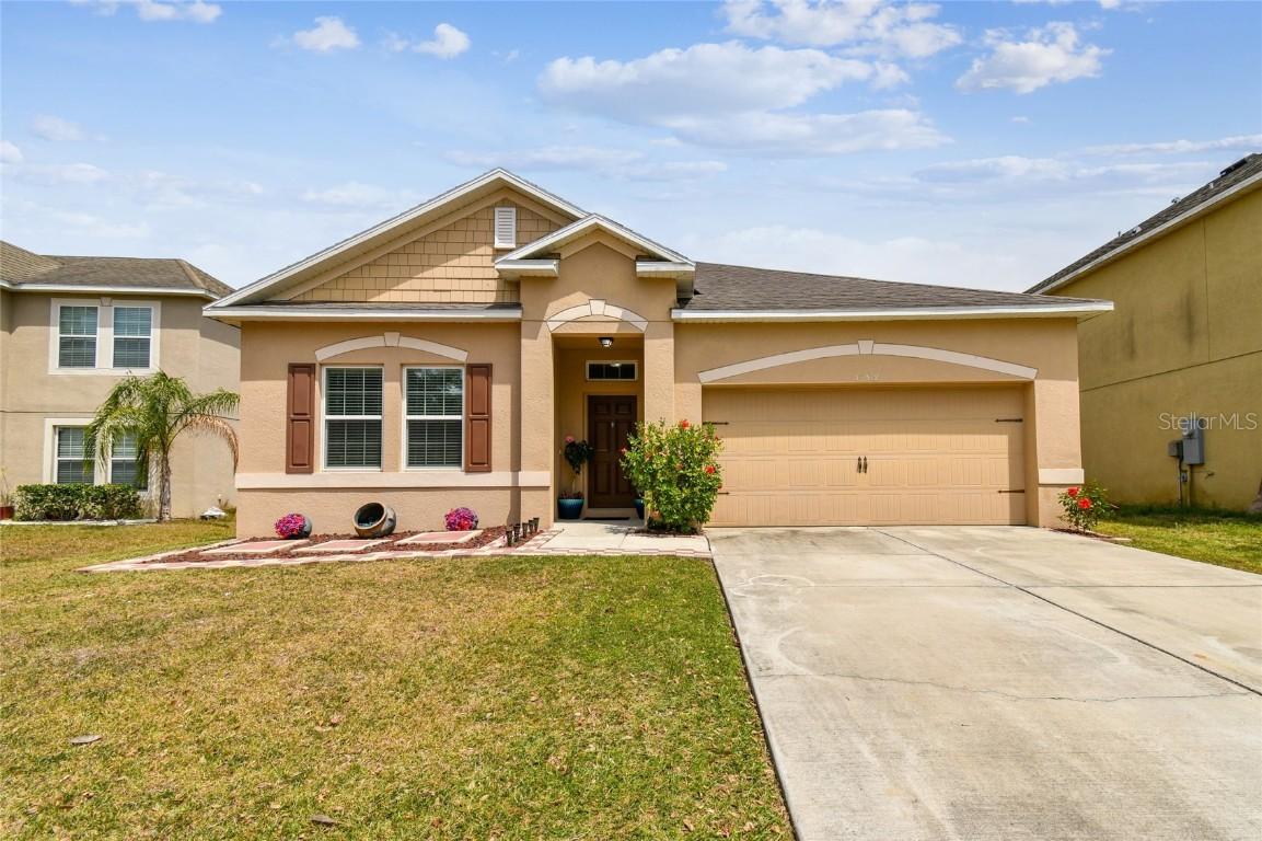 13312 Waterford Castle Dr., Dade City, FL 33525