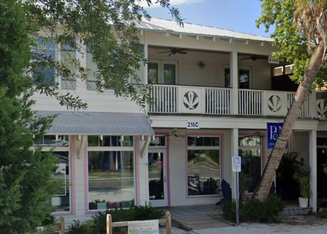 216 Pine Ave. #R, Anna Maria, FL 34216