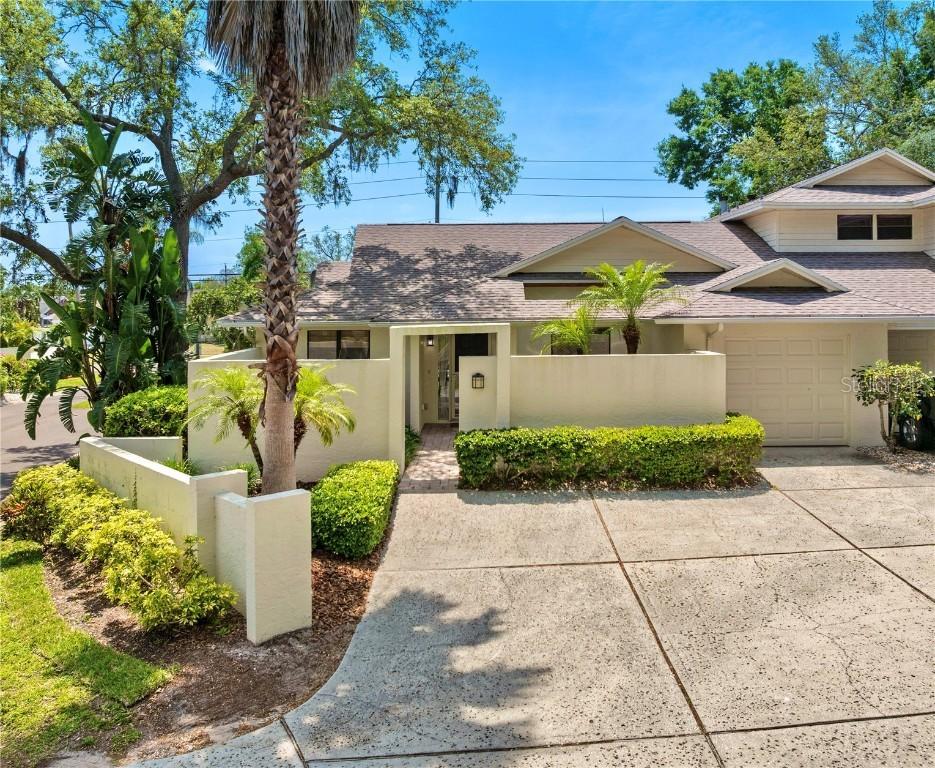 101 Colony South Dr., Tarpon Springs, FL 34689
