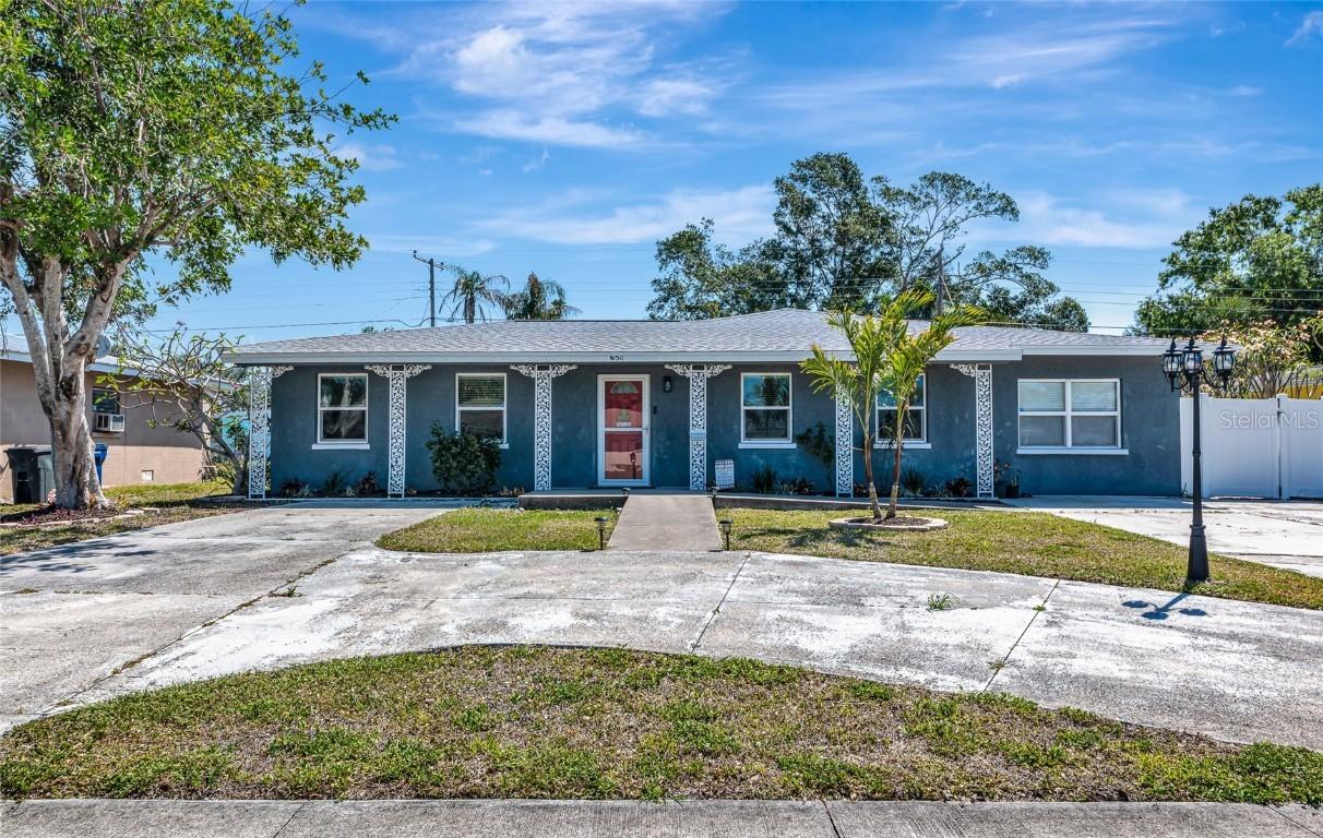 6511 Georgia Ave., Bradenton, FL 34207