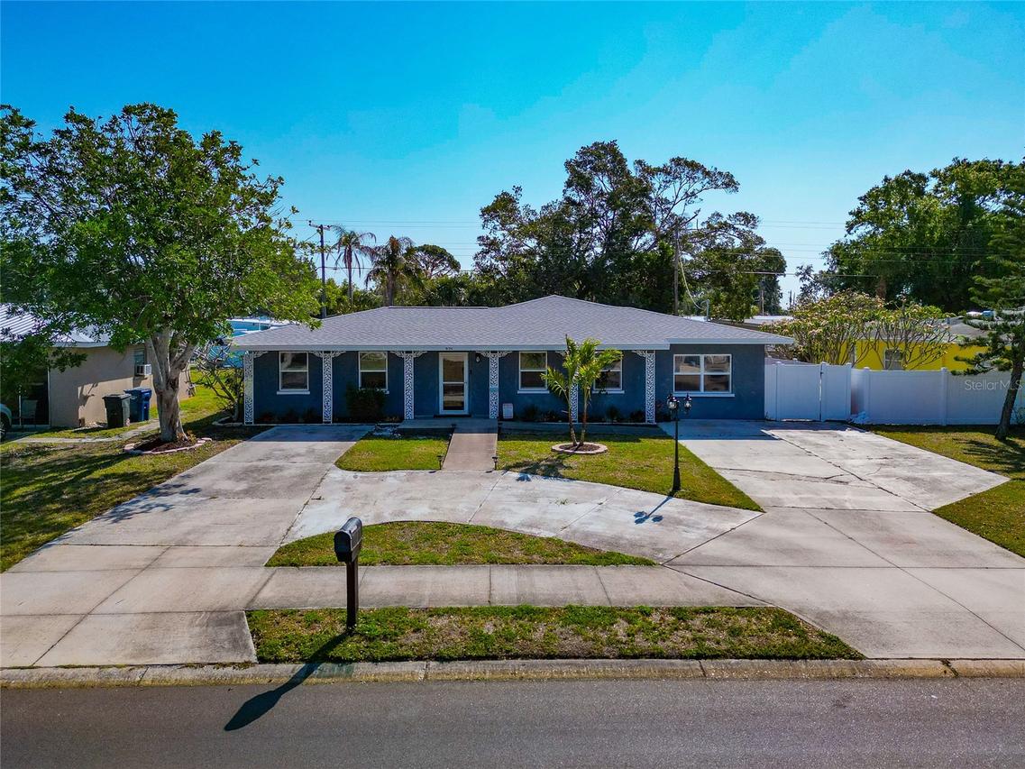 6511 Georgia Ave., Bradenton, FL 34207