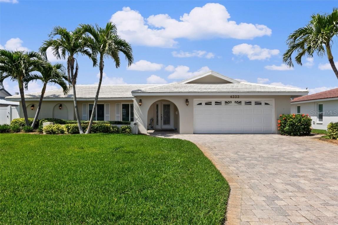 4333 48th Ave., St Petersburg, FL 33711