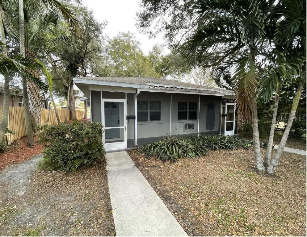 315 29th Ave., St Petersburg, FL 33704