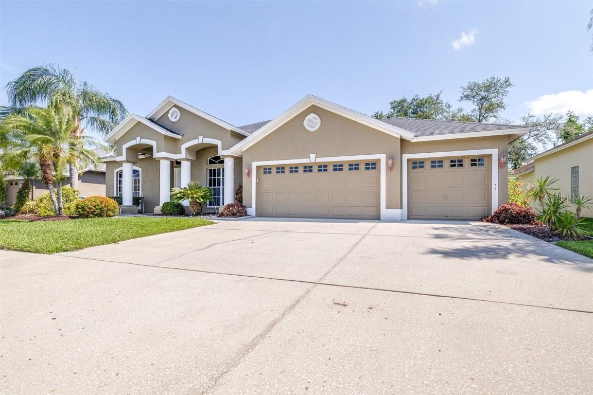 10016 Oxford Chapel Dr., Tampa, FL 33647