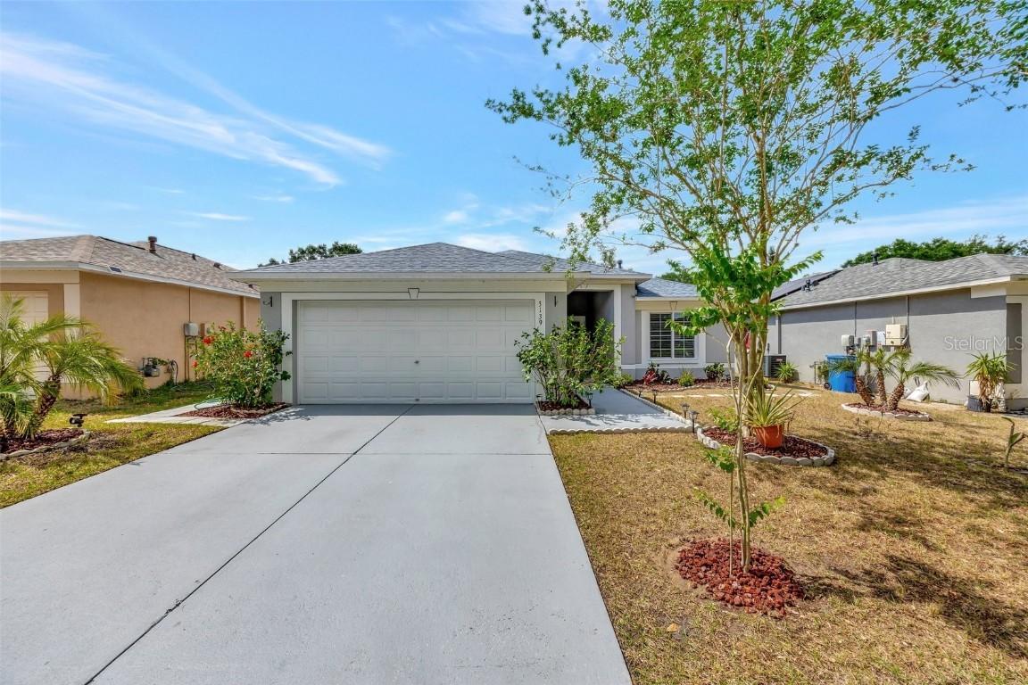 3139 Pine Top Dr., Valrico, FL 33594