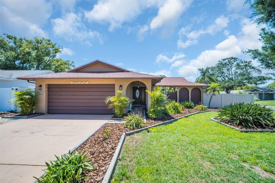 2597 Bramblewood Dr., Clearwater, FL 33763
