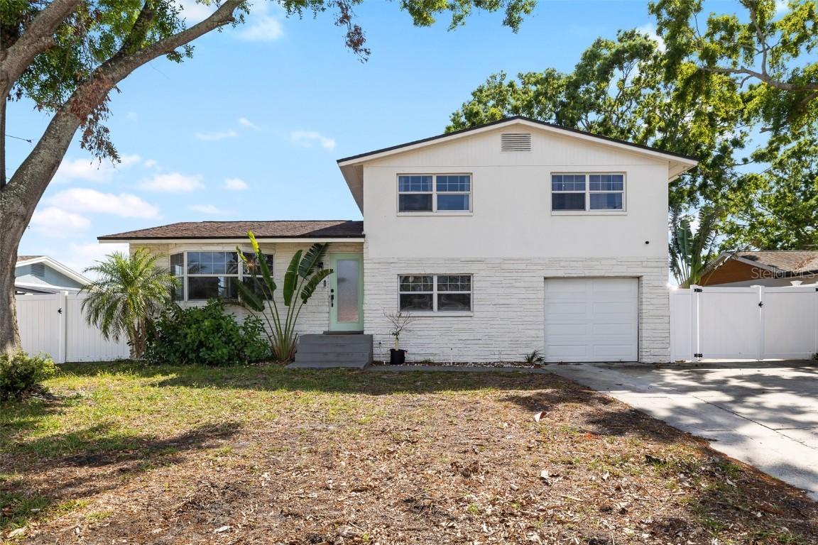 10716 Donbrese Ave., Tampa, FL 33615
