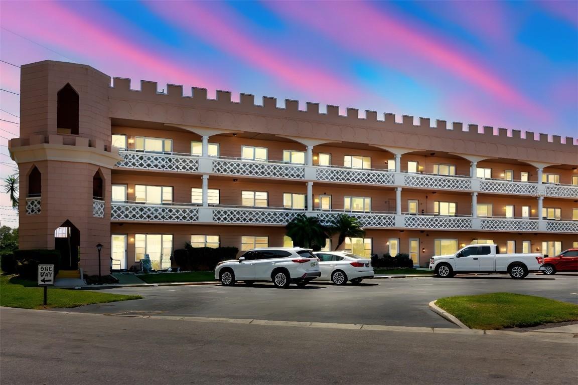 2457 Ecuadorian Way #63, Clearwater, FL 33763