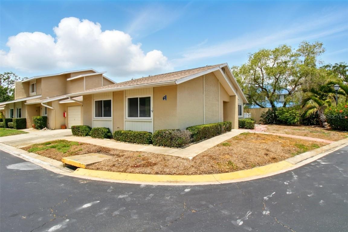 1671 Cape Ann Ave. #4, St Petersburg, FL 33702